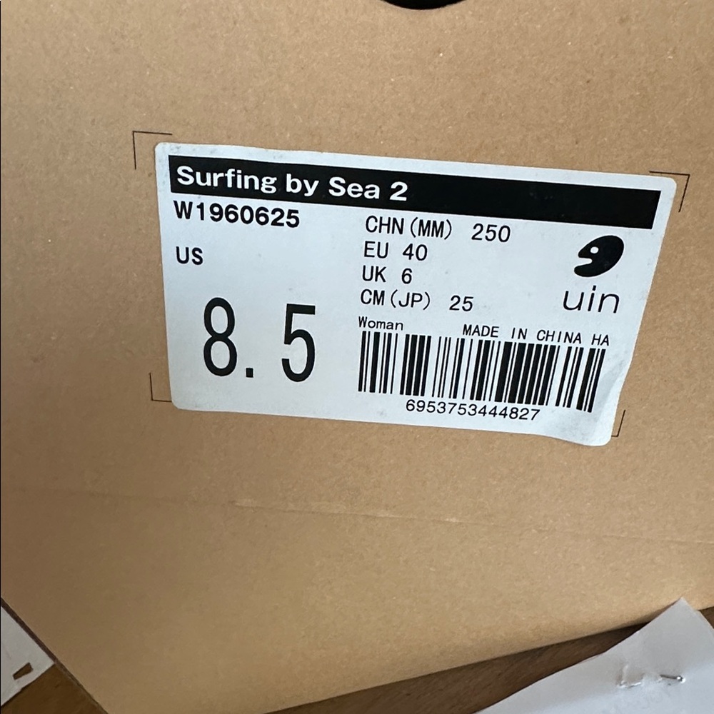 Uin Slip-On Canva Loafer Shoes, women’s size 8 1/2, “Surfing by Sea 2” style - Picture 12 of 17